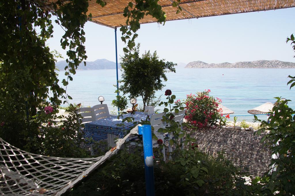 Отель Mavi Akvaryum Pension Sogut  Экстерьер фото