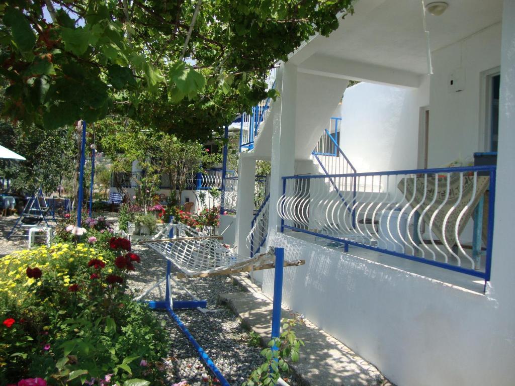 Отель Mavi Akvaryum Pension Sogut  Экстерьер фото